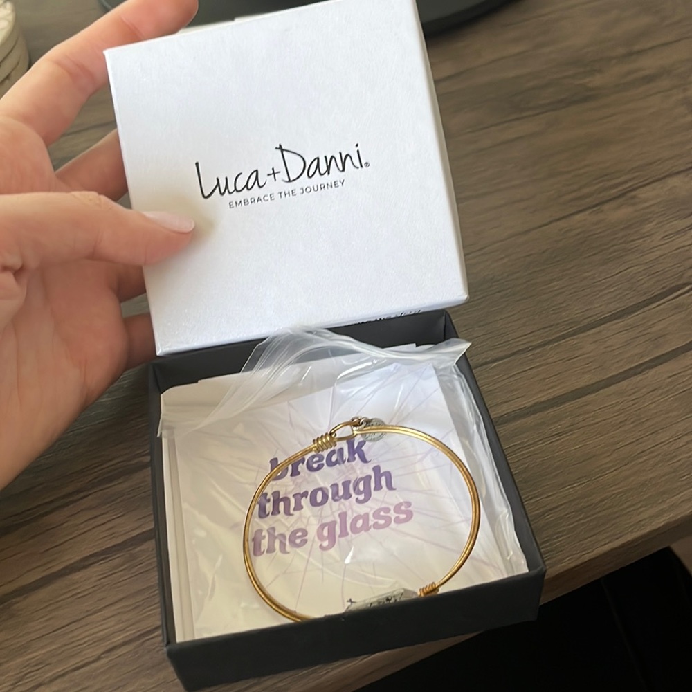 Luca and Danni Bangle